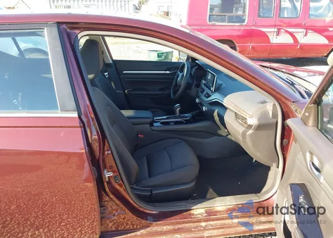 2023 Nissan Altima Sv Fwd z USA, uszkodzony, nr VIN 1N4BL4DV6PN384060